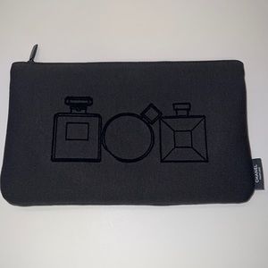 🖤 Chanel Cosmetic Bag 🖤